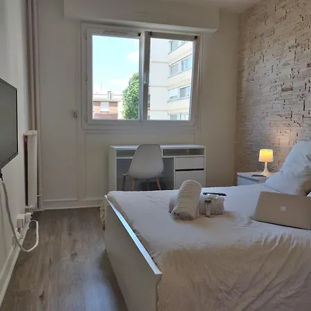 Appart'homecity - Grand Prieure - 1 A 3 Apartment