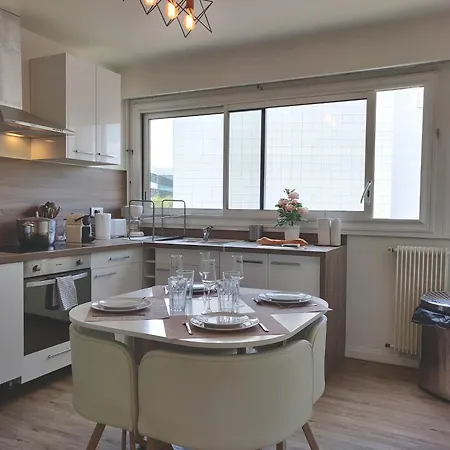 Appart'homecity - Grand Prieure - 1 A 3 Apartment
