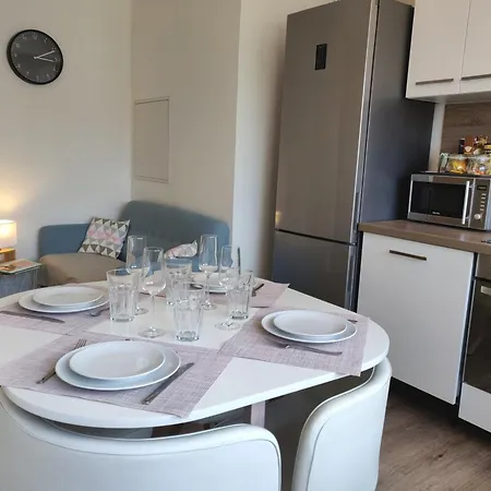 Appart'homecity - Grand Prieure - 1 A 3 *