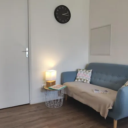 Apartment Appart'homecity - Grand Prieure - 1 A 3