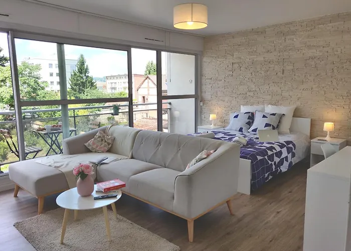 Appart'homecity - Grand Prieure - 1 A 3 *