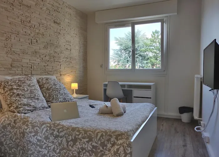 Appart'homecity - Grand Prieure - 1 A 3