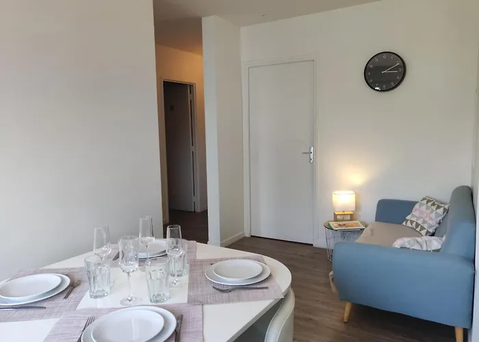 Appart'homecity - Grand Prieure - 1 A 3