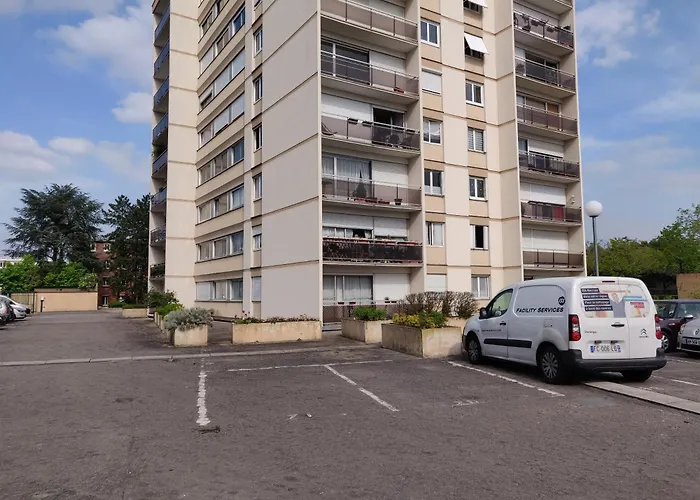 Appart'homecity - Grand Prieure - 1 A 3 Apartment *